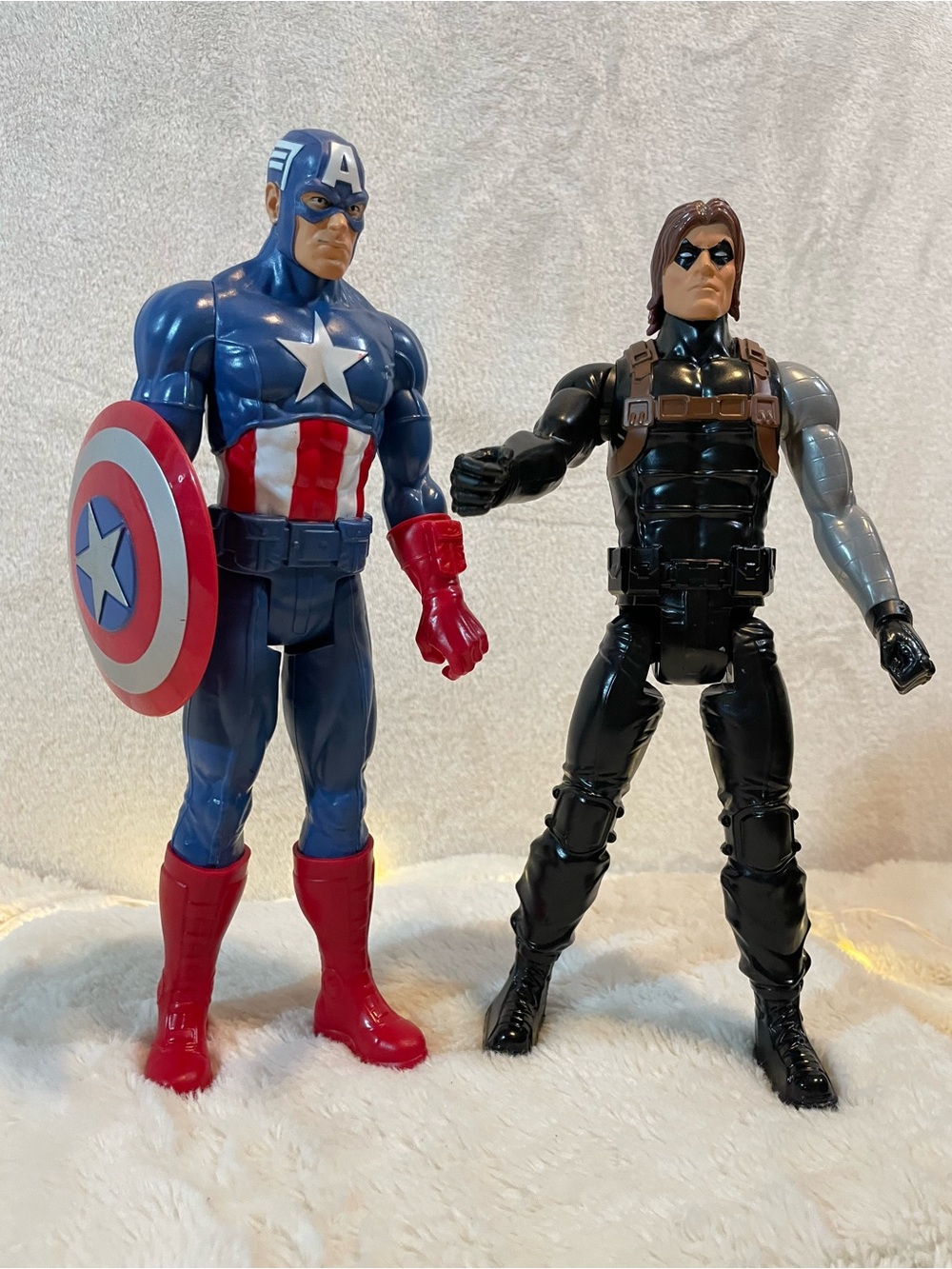 Captain America & Winter Soldier 12”Action Figures with Detachable Shield